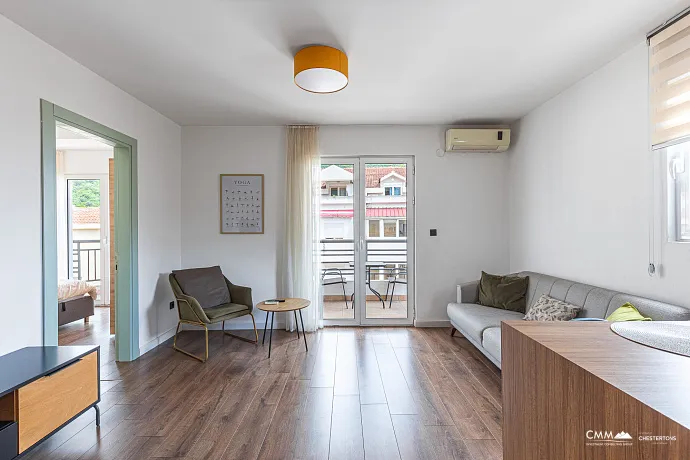 Şehir Ortamında Modern Bir Odalı Daire – Konforlu Yaşam İçin Mükemmel