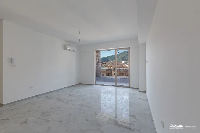 Budva merkezinde 82 m² dairenin satışı