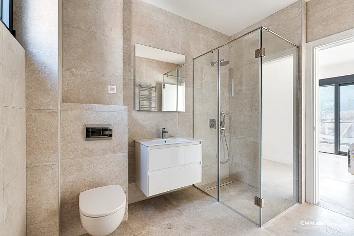 yeni binadaki premium daireler 