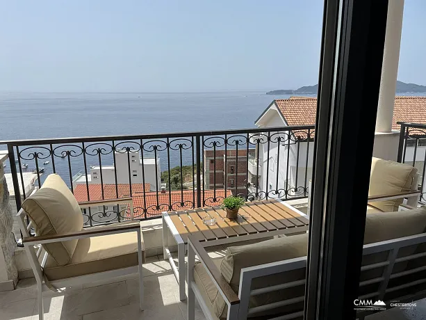 Przno'da iki yatak odalı ve panoramik deniz manzaralı daire