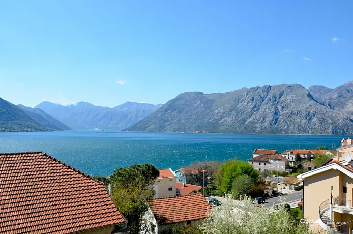 Kotor'da küçük apartman