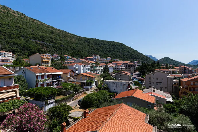 Petrovac'ta 3 odalı daire