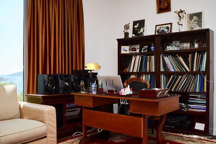 Kumbor’da 335 m² toplam alana sahip geniş bir ev