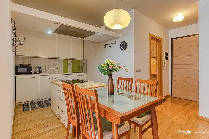 Modern, Konforlu ve Tam Donanımlı Bir Yatak Odalı Daire Plaja Yakın