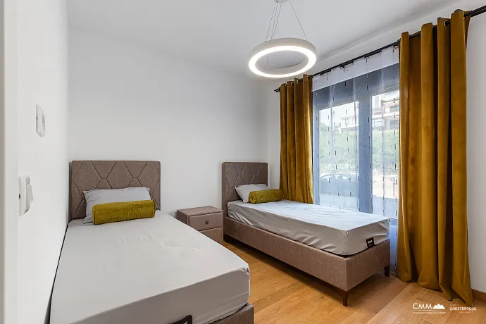 Becici'de yeni komplekste satılık 2 daire