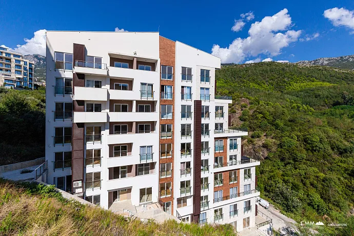 Panoramik Deniz Manzaralı Lüks 2+1 Daire 64 m² – Bečići