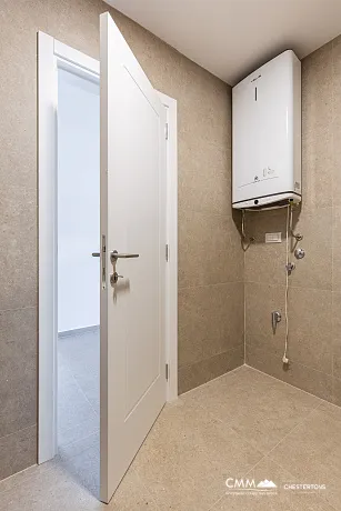 Deniz yakınında Bečići’de bulunan kompleks