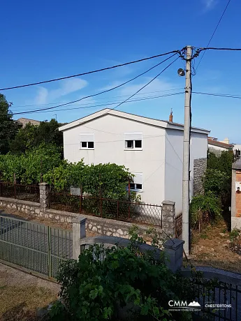 Dobra Voda'da 100m² ev