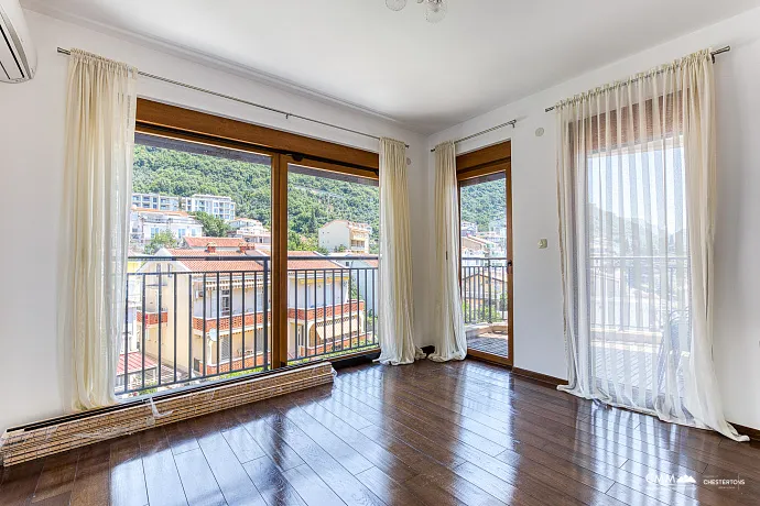 Petrovac'ta 3 odalı daire