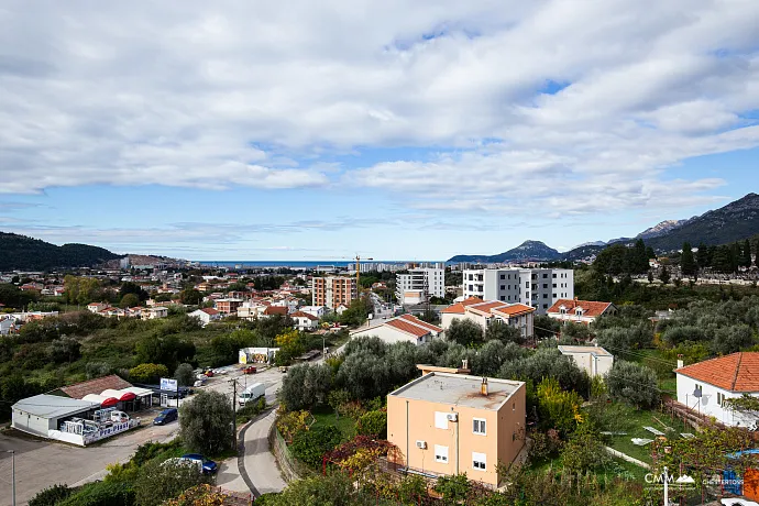 Işık Alan İki Yatak Odalı Daire Bar’da