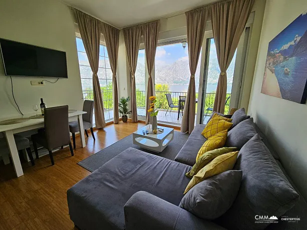 Rafailovići'de Geniş 1 Yatak Odalı Daire