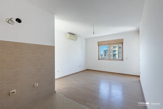 52 m² Daire, Deniz Manzarası ve İki Teras ile Bečići'de