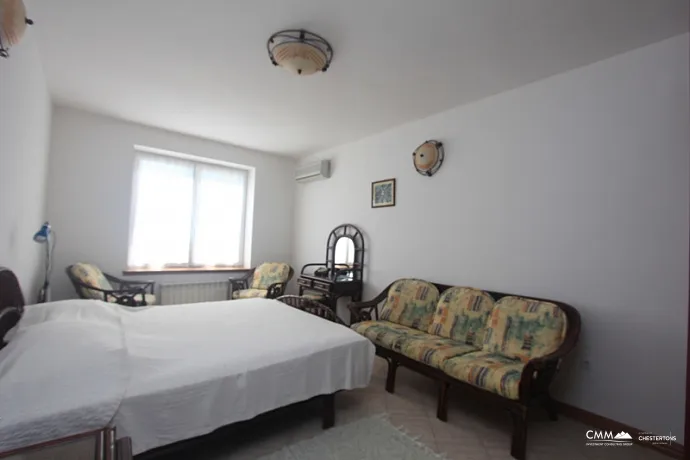 Deniz manzaralı lüks villa