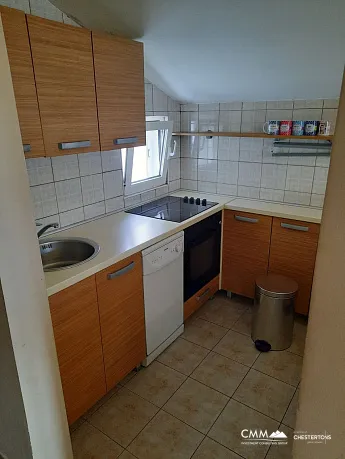 Budva'da merkeze yakın iki yatak odalı daire