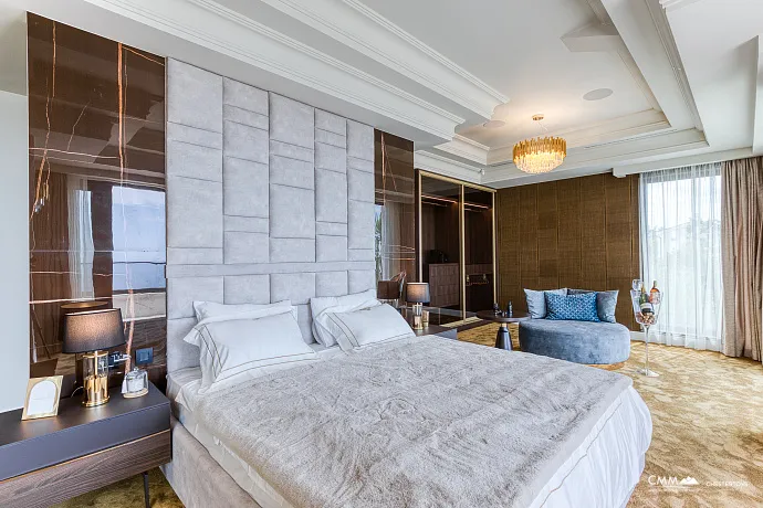 Sveti Stefan’a yakın, Blizikuće’de lüks villa
