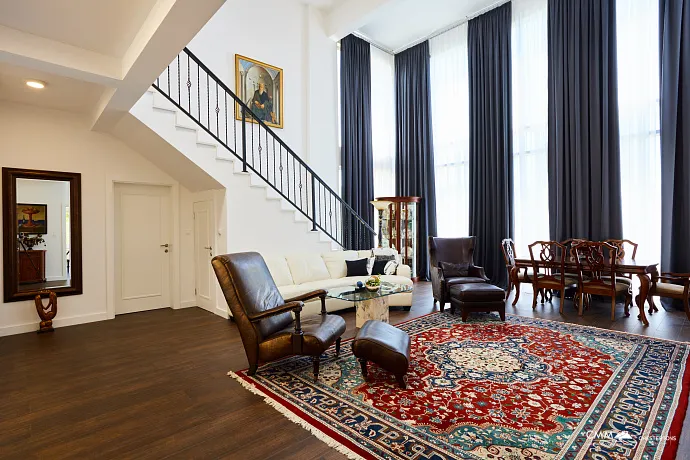 Kumbor’da 335 m² toplam alana sahip geniş bir ev