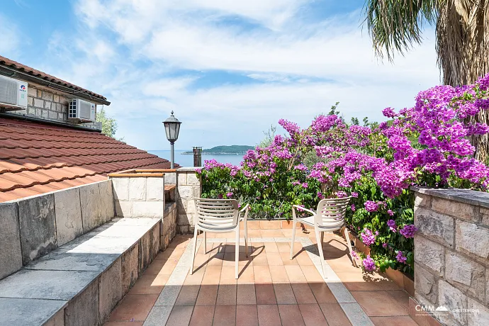 Przno'da deniz manzaralı satılık daire