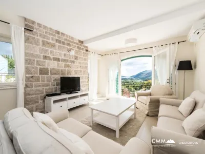 Modern townhouse in Lucici
