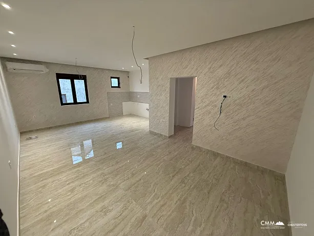 Tivat'ta yenilenmiş daire, 78 m²