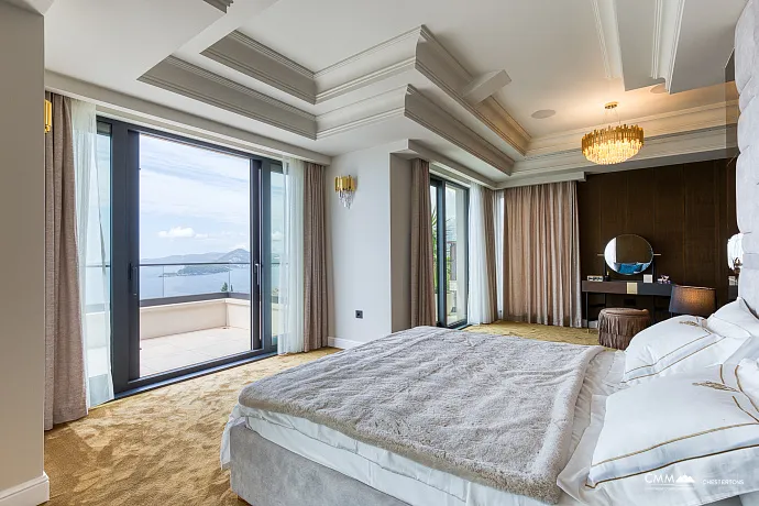 Sveti Stefan’a yakın, Blizikuće’de lüks villa