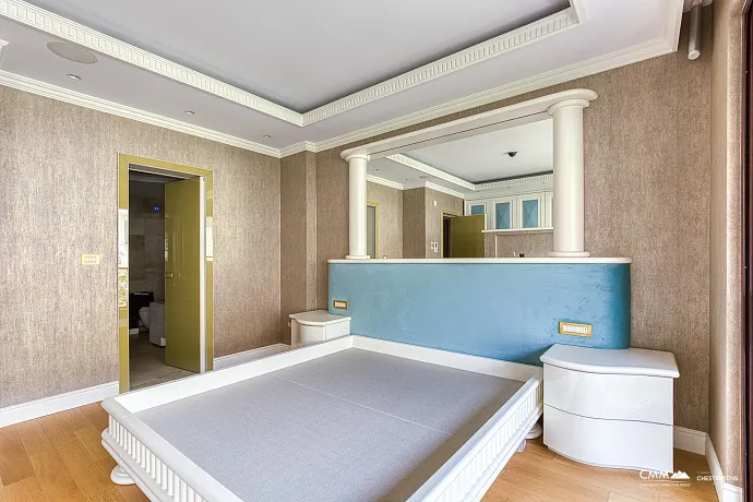 Tasarımcı İç Mekanlı Lüks Bir Yatak Odalı Daire