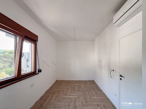 Tivat'ta yeni bir komplekste daireler