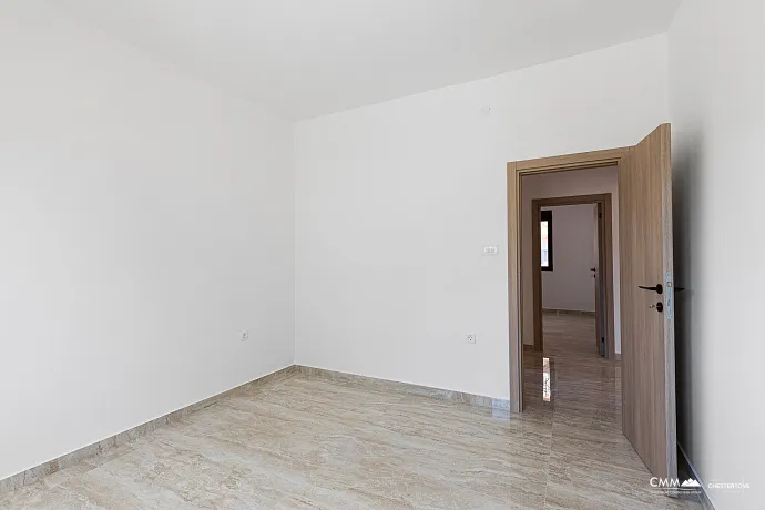 Tivat'ta yenilenmiş daire, 78 m²