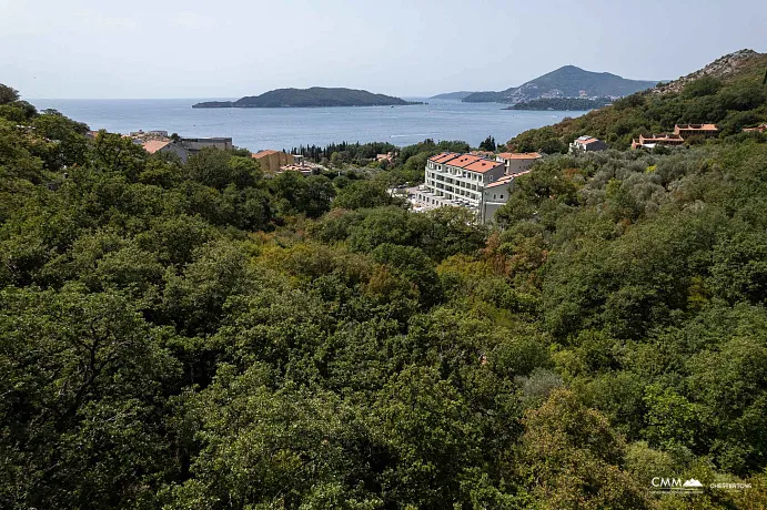 KAMENOVO VE SVETI STEFAN YAKININDA EŞSİZ BİR YATIRIM FIRSATI