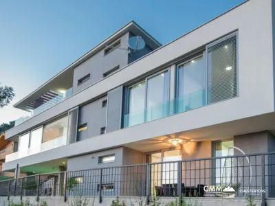 Kavac bölgesinde satılık villa