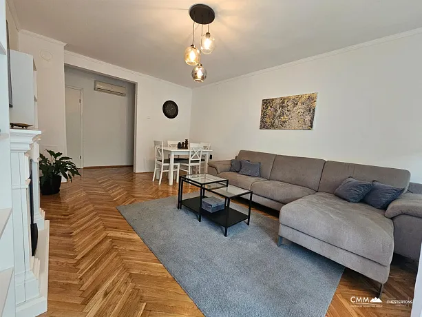 Beautiful and spacious two-bedroom apartment in an excellent location
