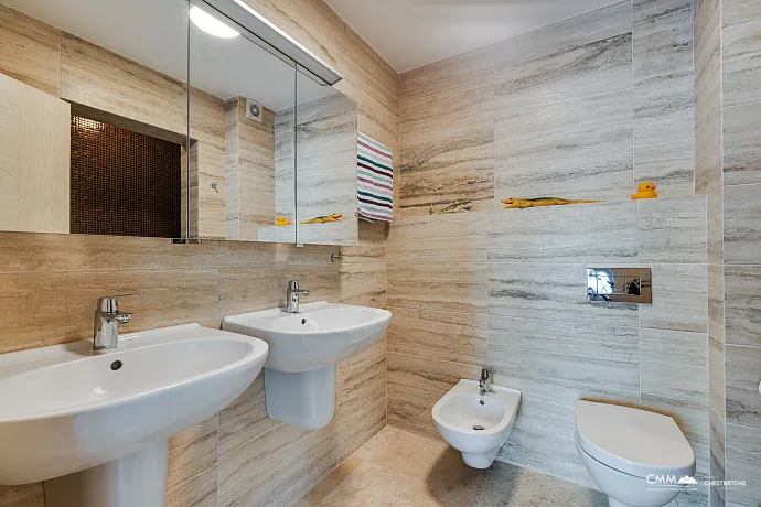 Kostanjica’da Panoramik Deniz Manzaralı 107 m² 3 Odalı Daire