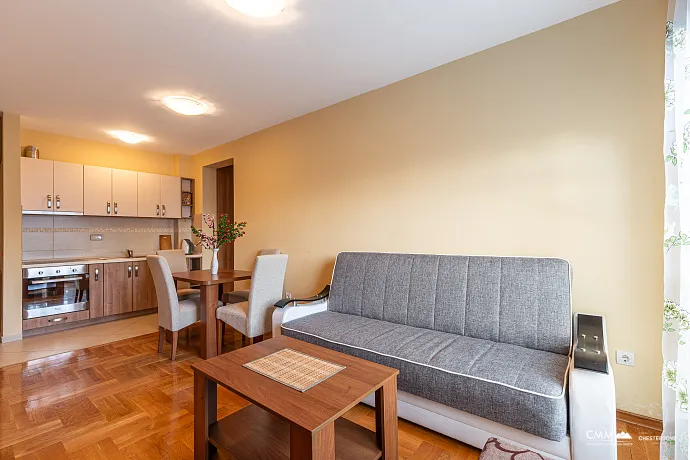 Becici'de tek yatak odalı daire