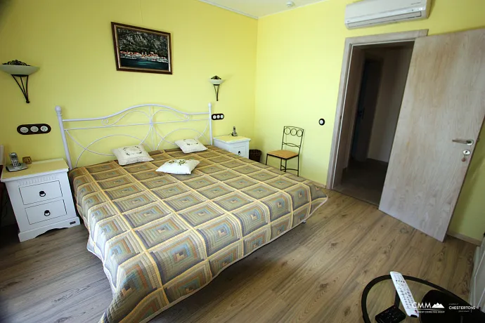 Cephe villa