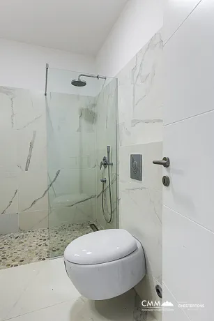 47 m² Daire, Sveti Stefan'a Harika Manzara