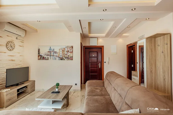 Deniz Manzaralı 2+1 Daire, Plaja 60m Mesafede – Tivat