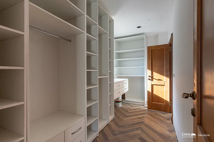 Lüks bir üç katlı villa — Kotor