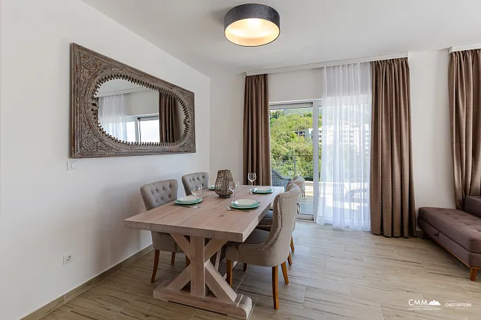 Panoramik Deniz Manzaralı Lüks 2+1 Daire 64 m² – Bečići