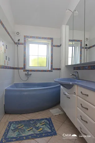 Deniz manzaralı lüks villa