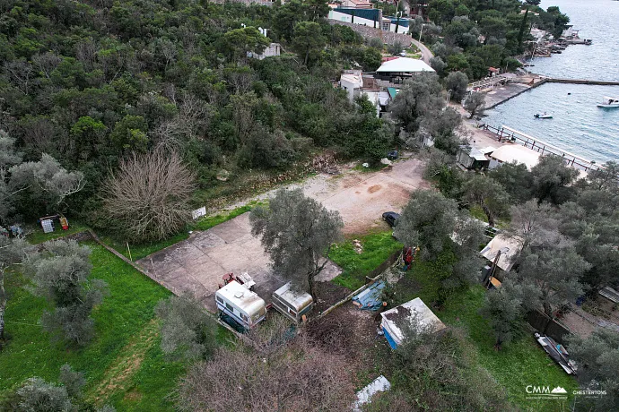 Karadağ kıyısının en güzel ve en çok tercih edilen bölgelerinden biri olan Žanjice’de satılık arsa