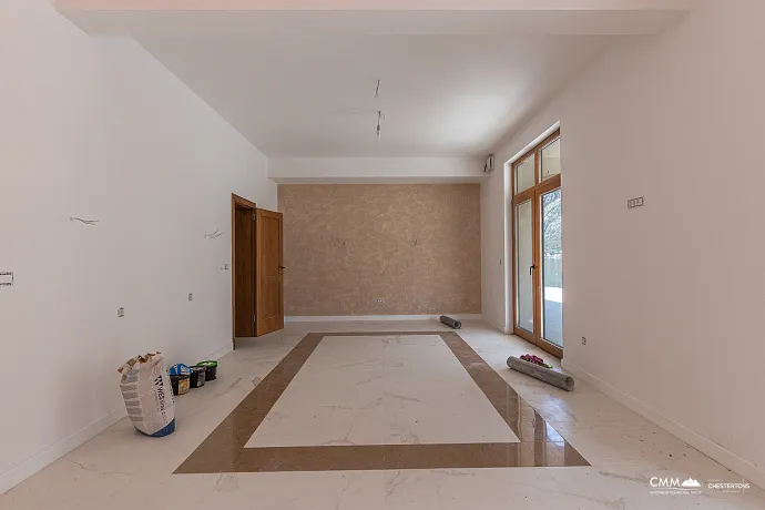 Lüks bir üç katlı villa — Kotor