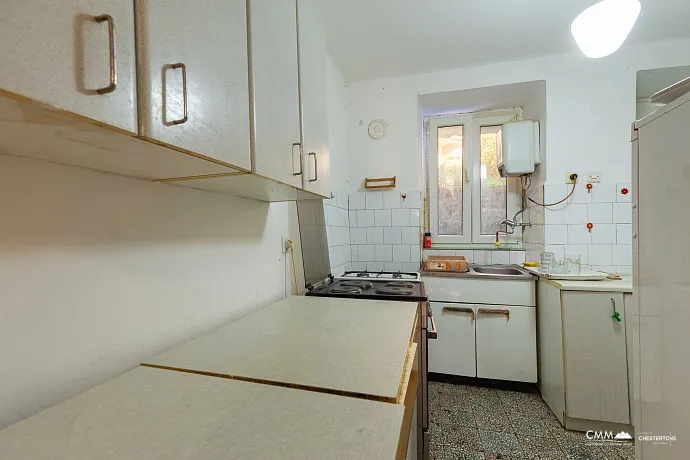 Satılık – Boka Kotorska Körfezi Manzaralı Otantik Taş Ev