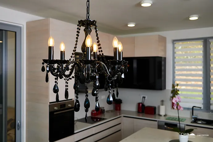 Kumbor’da 335 m² toplam alana sahip geniş bir ev