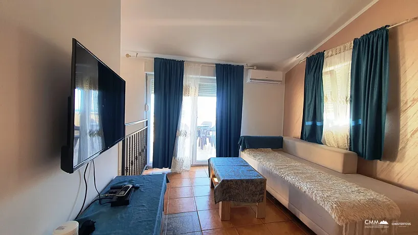 Panoramik Budva ve deniz manzaralı dubleks daire