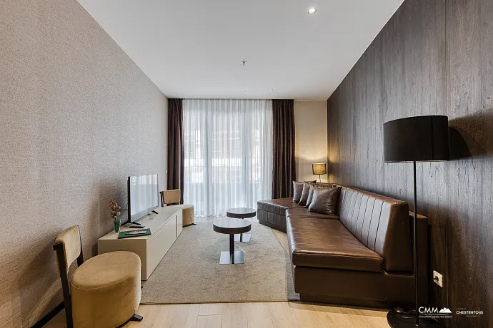 Bečići’de lüks şekilde döşenmiş daire satışa sunulmuştur. Bu fırsat gerçekten kaçırılmamalıdır.