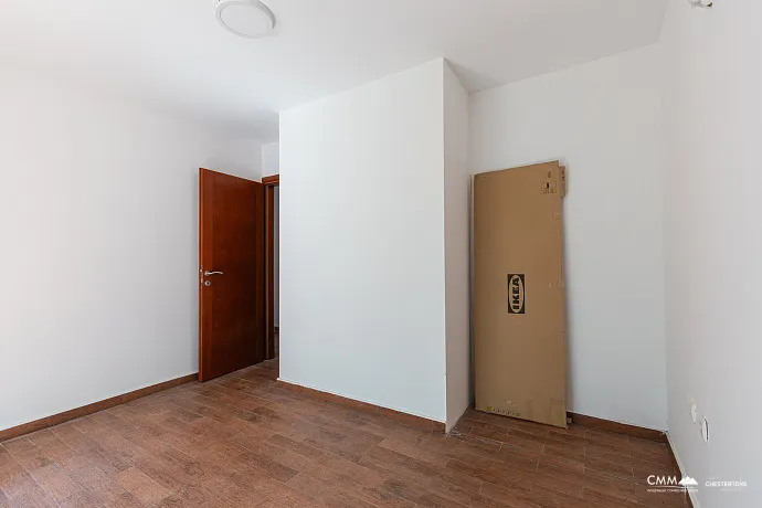 Rafailovići'de Geniş 1 Yatak Odalı Daire