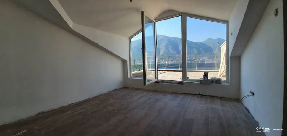 Kotor'da küçük apartman