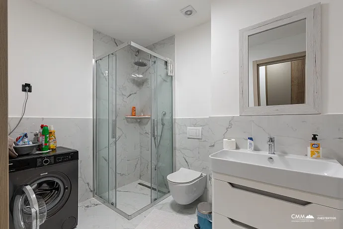 Katta 81 m² daire, 1 yatak odası ve 2 banyo