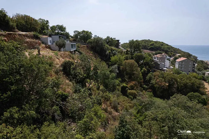 KAMENOVO VE SVETI STEFAN YAKININDA EŞSİZ BİR YATIRIM FIRSATI