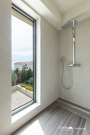 Sveti Stefan’a yakın, Blizikuće’de lüks villa