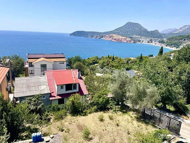 Ratac, Bar’da 1.600 m² arsalı ev — yaklaşık 350 m²